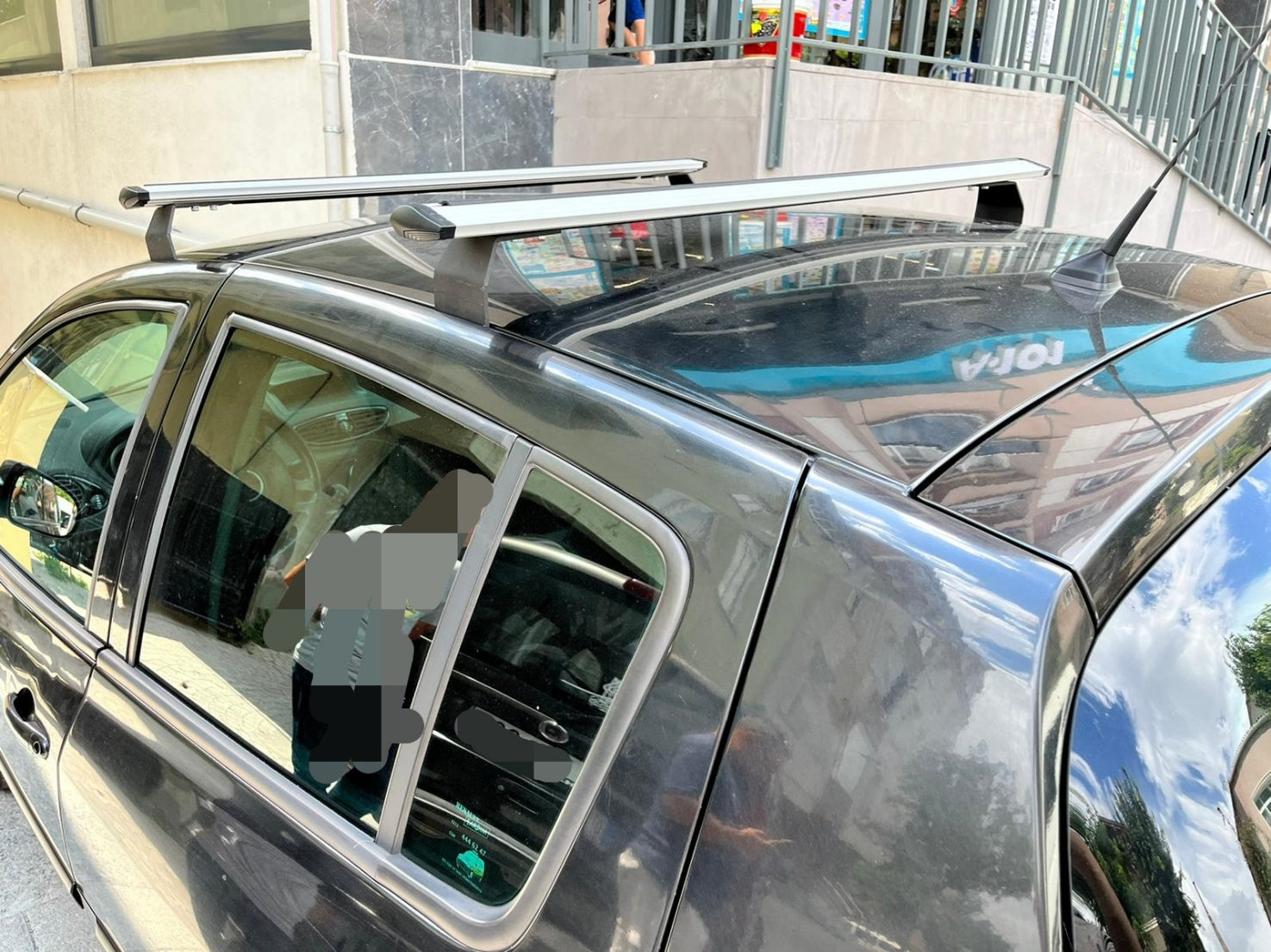 Dacia Sandero Hatcback Roof Rack & Cross Bars Black Color 2013-2020 Pro 5 Dacia Sandero Hatcback Roof Rack & Cross Bars Black Color 2013-2020 Pro 5